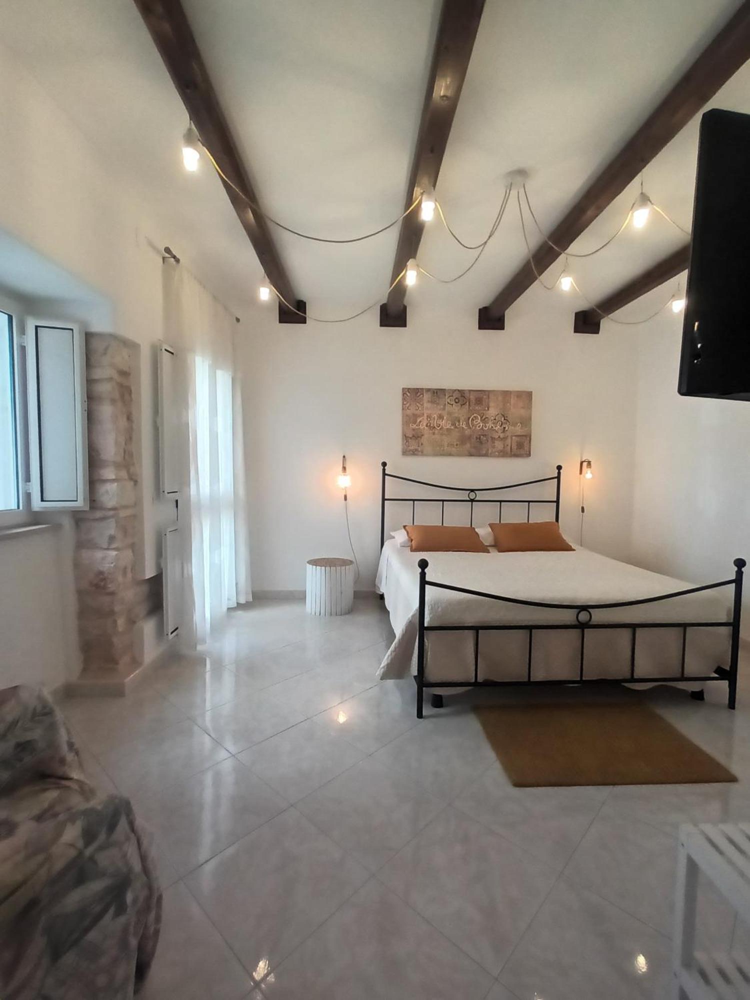 Antiche Mura Apartments"Cielo Di Puglia" -2 Matrimoniali, Cucina E Terrazzo Turi Exterior photo