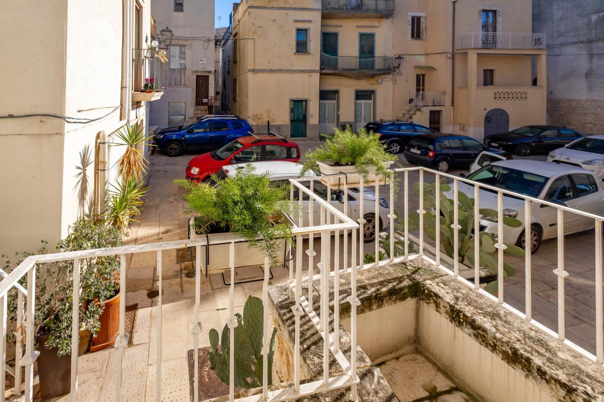 Antiche Mura Apartments"Cielo Di Puglia" -2 Matrimoniali, Cucina E Terrazzo Turi Exterior photo