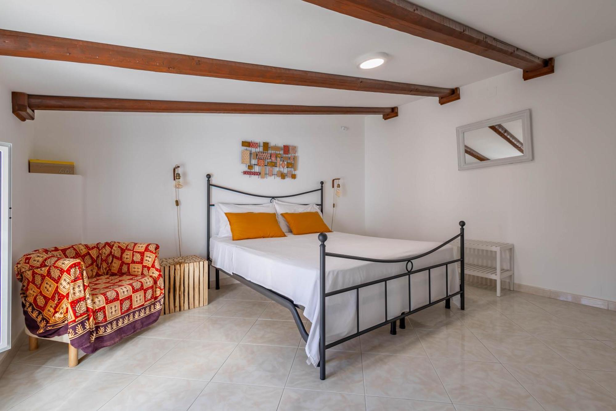 Antiche Mura Apartments"Cielo Di Puglia" -2 Matrimoniali, Cucina E Terrazzo Turi Exterior photo